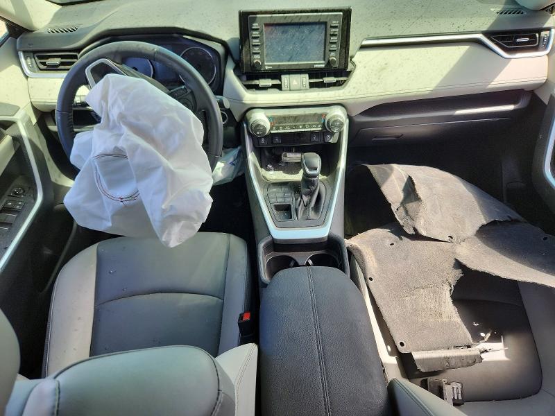 Photo 8 from auction – 2021 TOYOTA RAV4 with VIN JTMA1RFV9MD073293