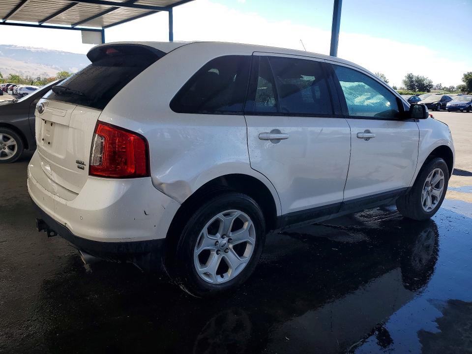 Photo 3 from auction – 2014 FORD EDGE with VIN 2FMDK4JC8EBB47549