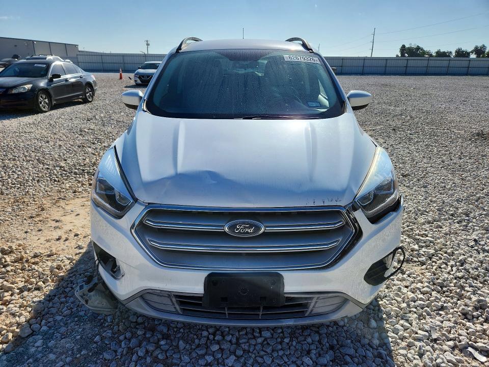 Foto 5 de la subasta – 2018 FORD ESCAPE con VIN 1FMCU0HD1JUD20216
