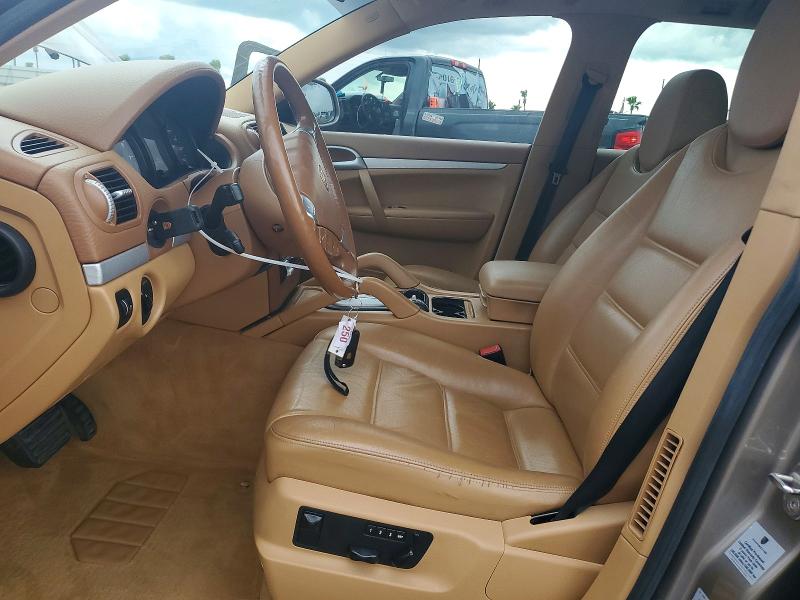 Photo 7 from auction – 2005 PORSCHE CAYENNE with VIN WP1AA29P25LA20669