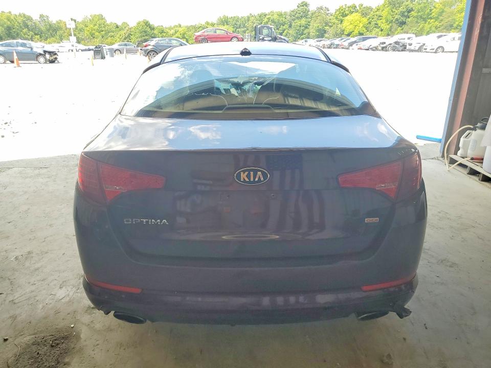 Photo 6 from auction – 2011 KIA OPTIMA with VIN KNAGM4A7XB5110370