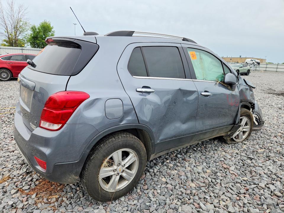 Photo 3 from auction – 2019 CHEVROLET TRAX with VIN KL7CJPSB9KB897244