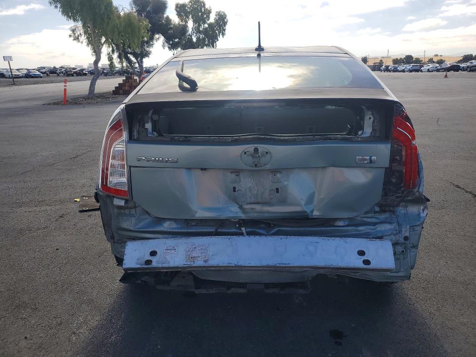 Photo 6 from auction – 2013 TOYOTA PRIUS with VIN JTDKN3DU4D5646207