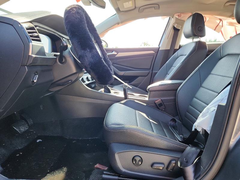 Photo 7 from auction – 2024 VOLKSWAGEN JETTA with VIN 3VW7M7BU9RM024106