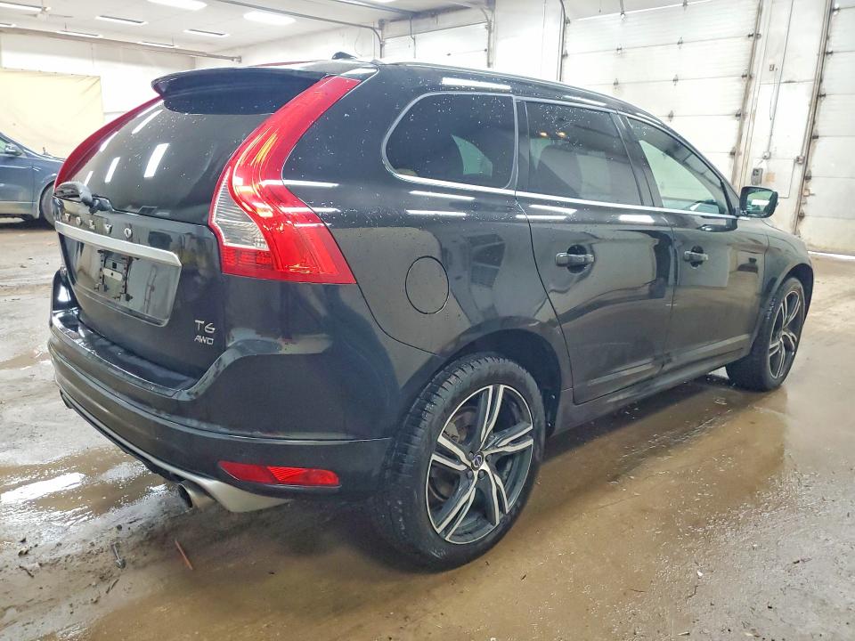 Photo 3 from auction – 2017 VOLVO XC60 with VIN YV449MRS5H2131456
