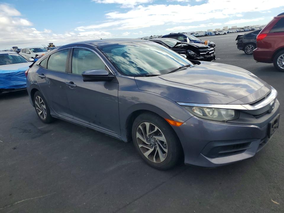 Photo 4 from auction – 2016 HONDA CIVIC with VIN 19XFC2F76GE220522
