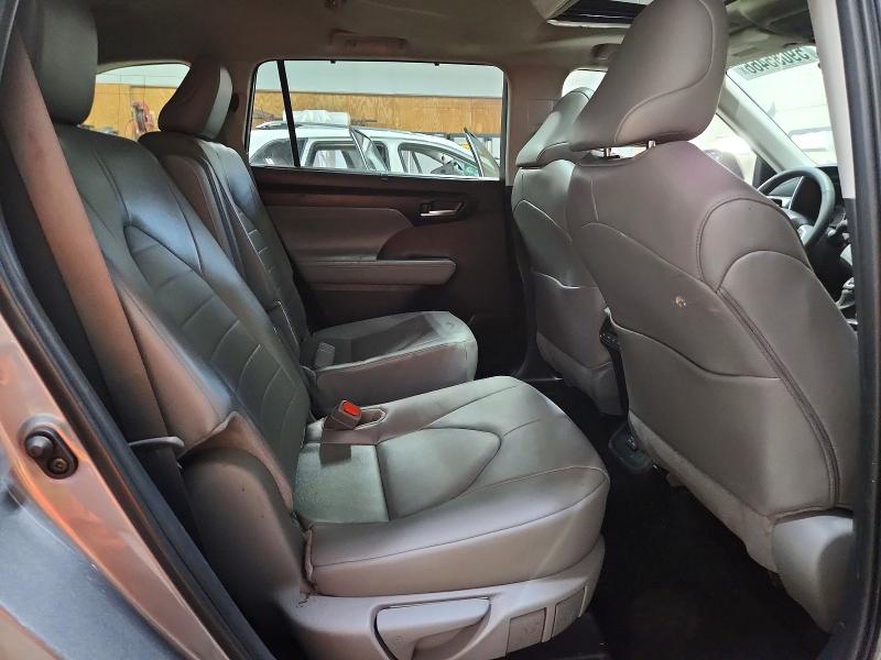 Photo 11 from auction – 2025 TOYOTA HIGHLANDER with VIN 5TDKDRBH3SS592028