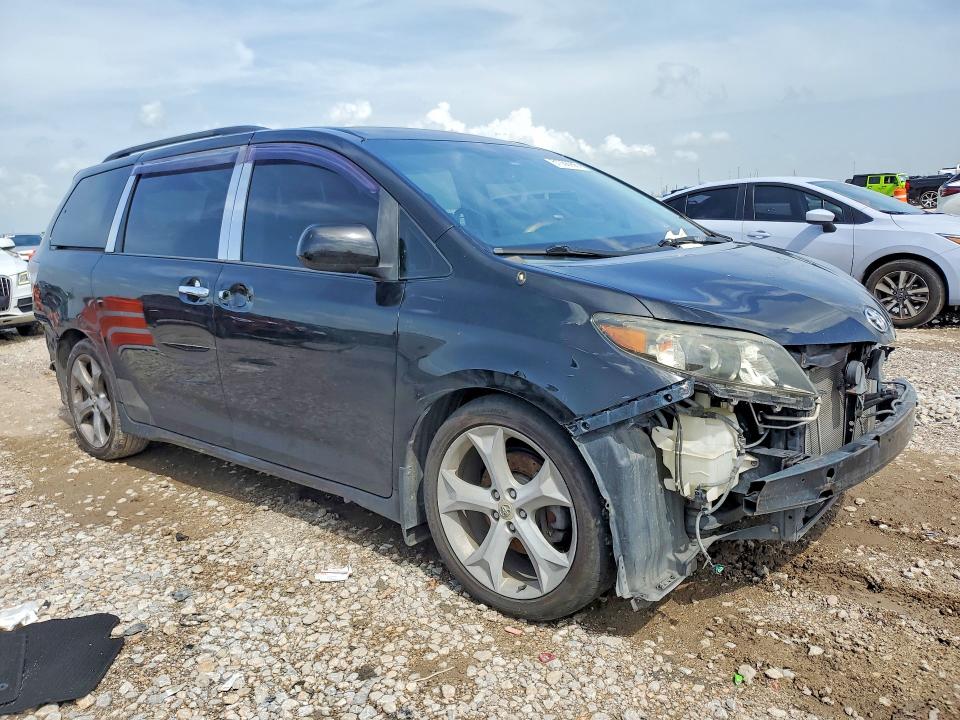 Photo 4 from auction – 2012 TOYOTA SIENNA with VIN 5TDXK3DC8CS225038