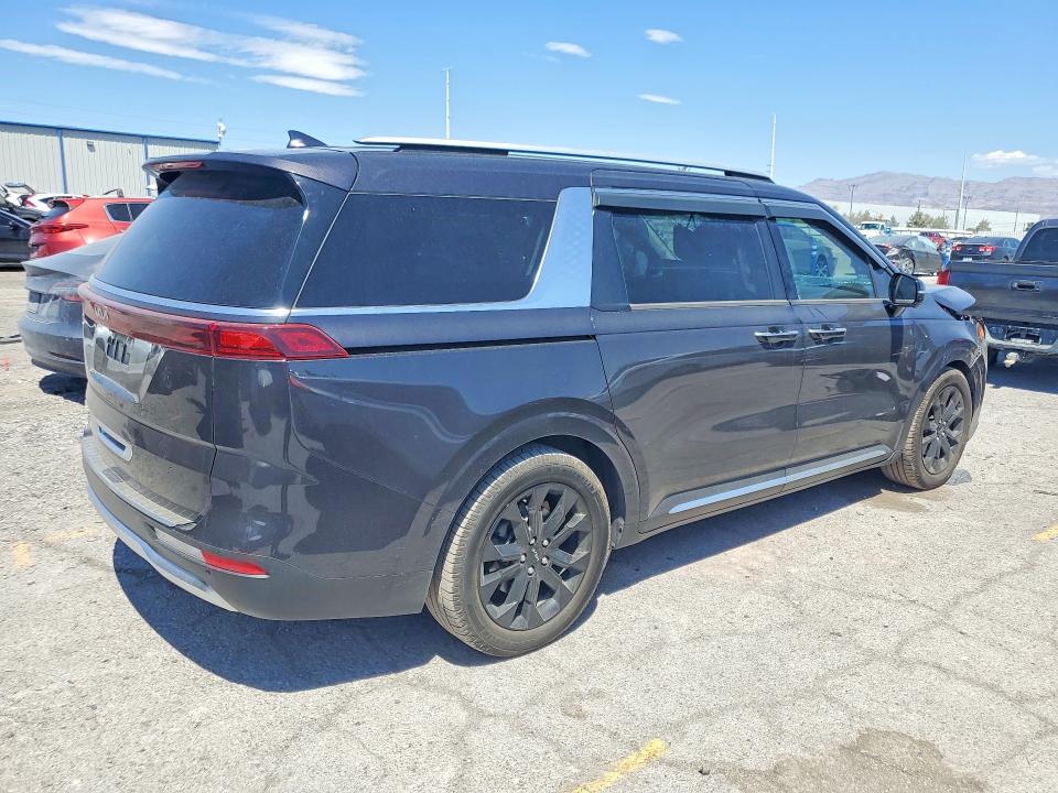 Photo 3 from auction – 2022 KIA CARNIVAL with VIN KNDNE5H3XN6095156