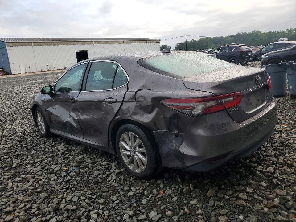 Photo 2 from auction – 2023 TOYOTA CAMRY with VIN 4T1C11AK3PU792465