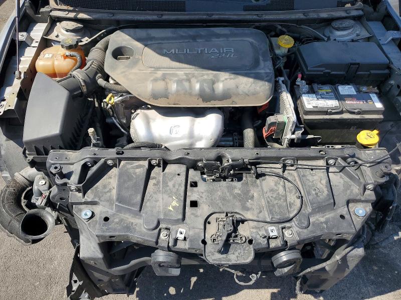 Photo 11 from auction – 2016 CHRYSLER 200 with VIN 1C3CCCAB3GN150045