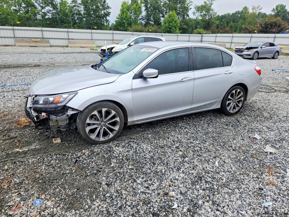 HONDA ACCORD 2015 with VIN 1HGCR2F55FA087111 - Photo from auction
