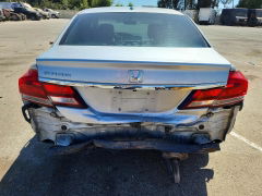 Photo 6 from auction – 2015 HONDA CIVIC with VIN 2HGFB2F97FH535211