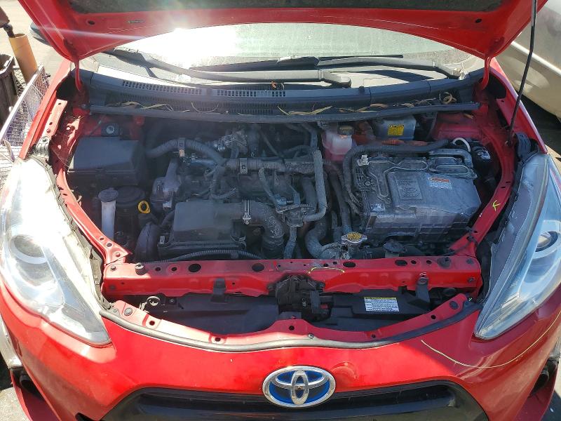 Photo 11 from auction – 2015 TOYOTA PRIUS C with VIN JTDKDTB33F1107911