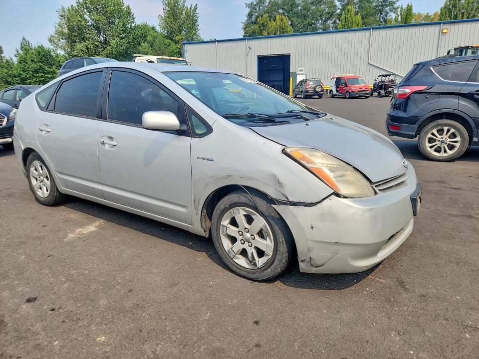 Снимка 4 от търг – 2006 TOYOTA PRIUS с VIN JTDKB20U267513283