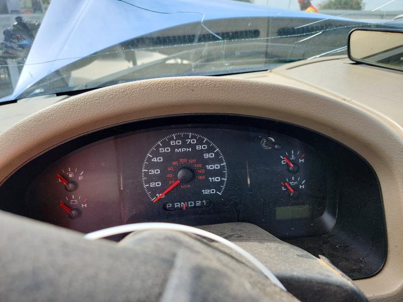 Photo 9 from auction – 2005 FORD F150 with VIN 1FTRF12275NC08445
