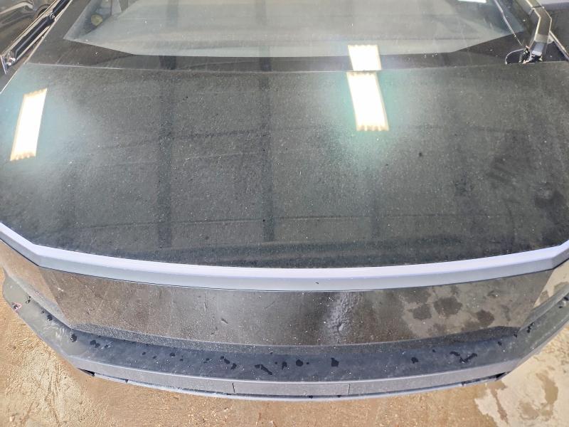 Photo 11 from auction – 2025 TESLA CYBERTRUCK with VIN 7G2CEHEE7SA062365