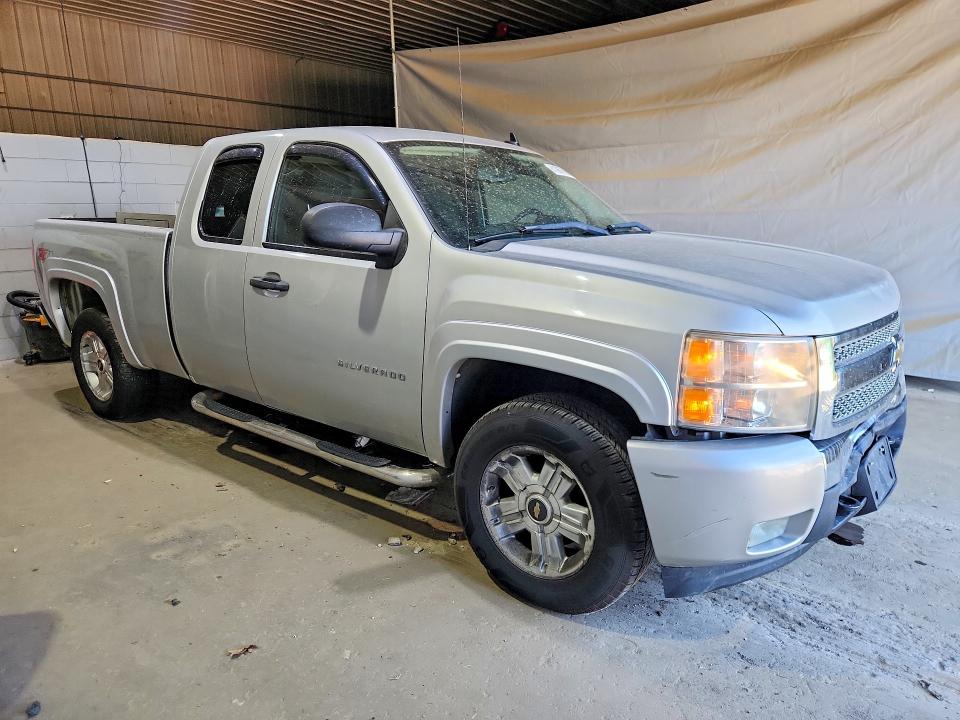 Photo 4 from auction – 2010 CHEVROLET SILVERADO with VIN 1GCSKSE33AZ232204