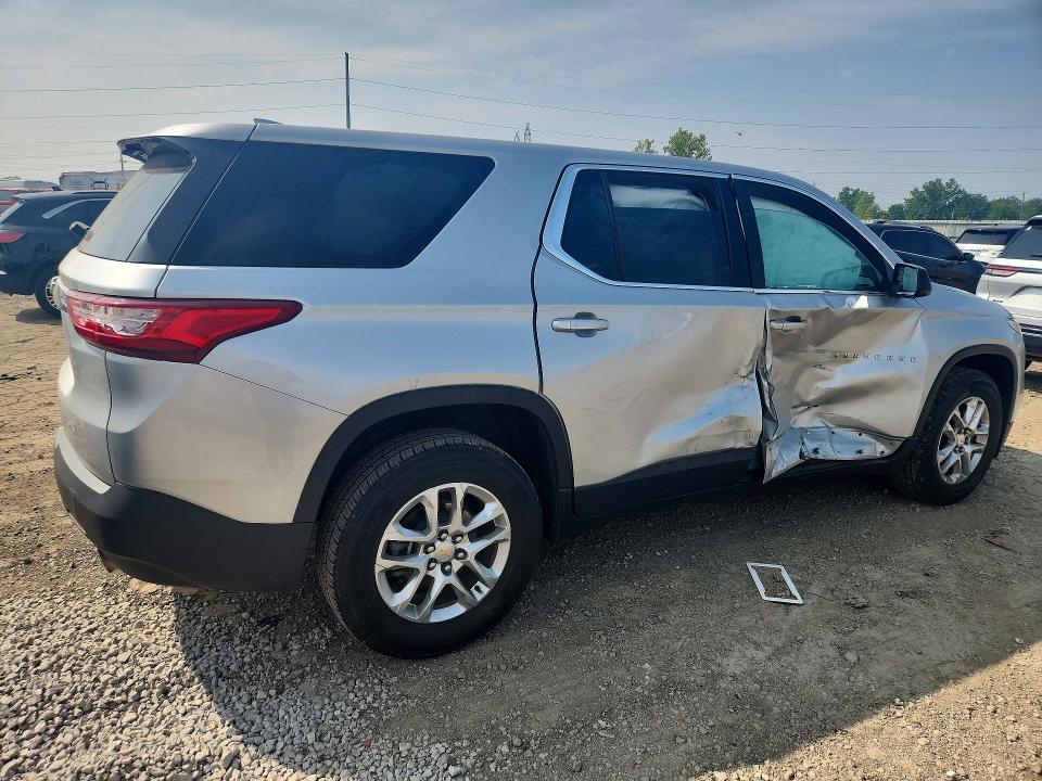 Photo 3 from auction – 2020 CHEVROLET TRAVERSE with VIN 1GNERFKW1LJ192048