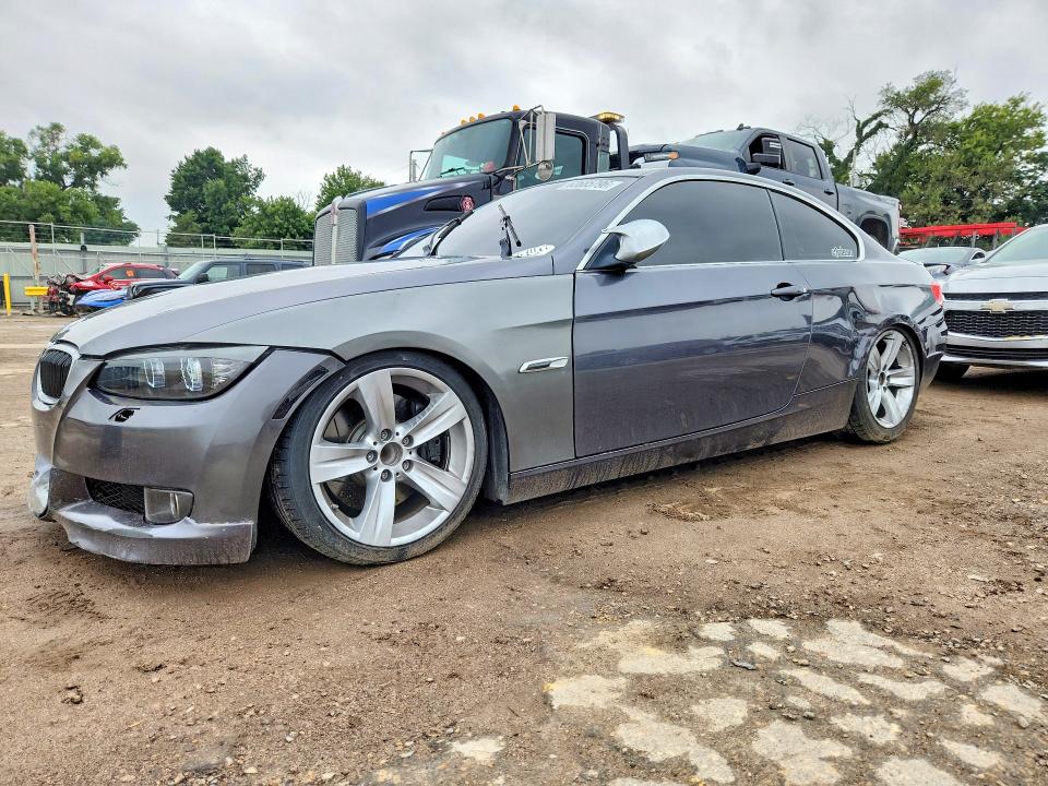 BMW 335 2007 with VIN WBAWB73507P038685 - Photo from auction