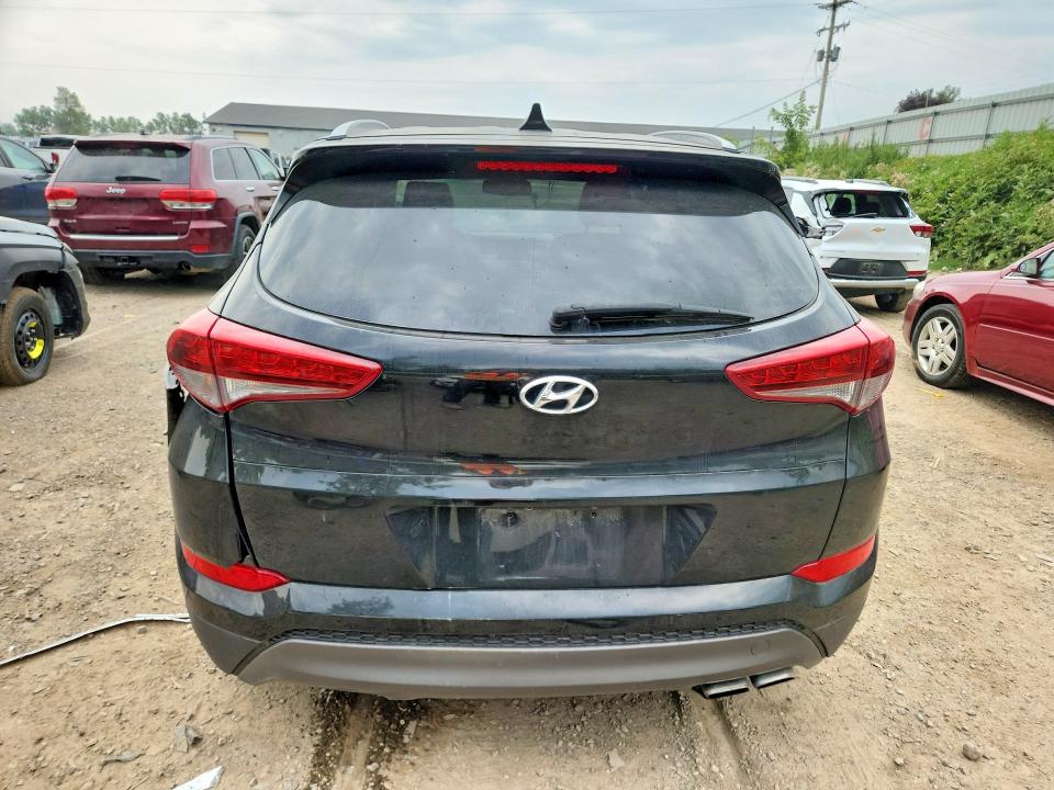 Zdjęcie 6 z aukcji – 2016 HYUNDAI TUCSON z VIN KM8J3CA22GU240470