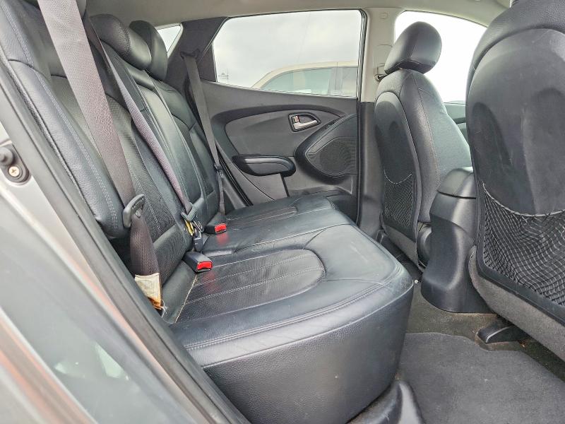 Photo 11 from auction – 2012 HYUNDAI TUCSON with VIN KM8JU3AC7CU343268