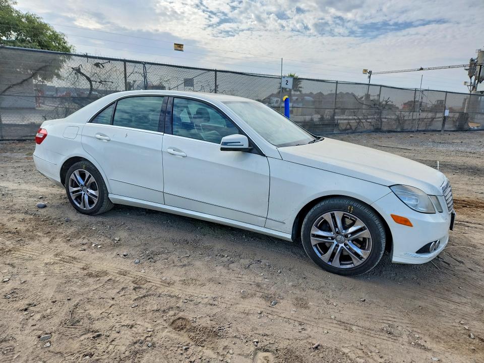Photo 4 from auction – 2011 MERCEDES-BENZ E with VIN WDDHF5GBXBA346940