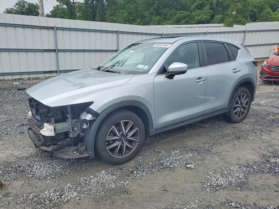 MAZDA CX-5 2018 с VIN JM3KFBCMXJ0431083 - Снимка от търг
