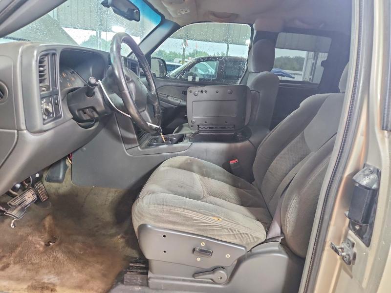 Photo 7 from auction – 2003 CHEVROLET SILVERADO with VIN 2GCEC19T431271829