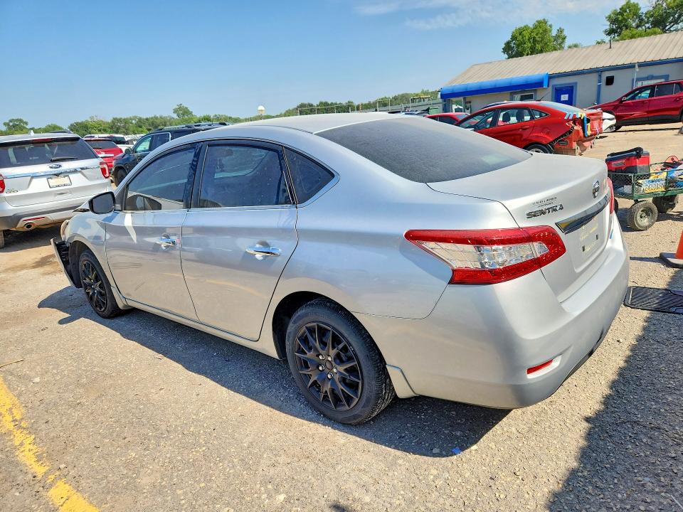 Photo 2 from auction – 2014 NISSAN SENTRA with VIN 3N1AB7AP1EL676697