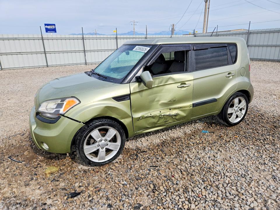 KIA SOUL 2011 with VIN KNDJT2A2XB7281726 - Photo from auction