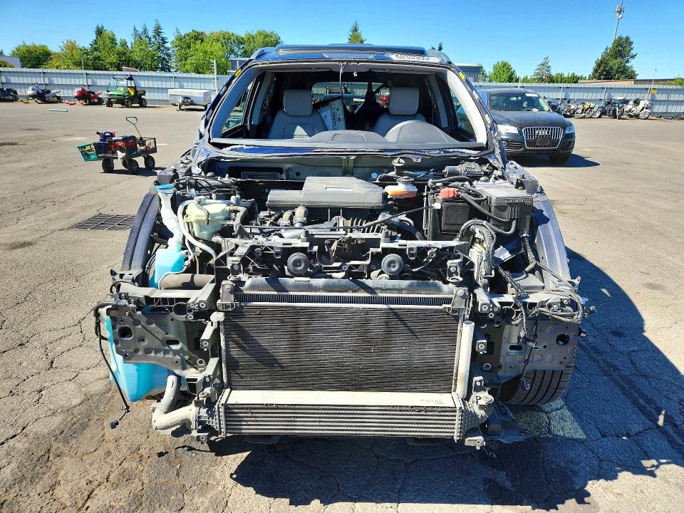 Photo 5 from auction – 2019 HONDA CR-V with VIN 7FARW2H93KE039257