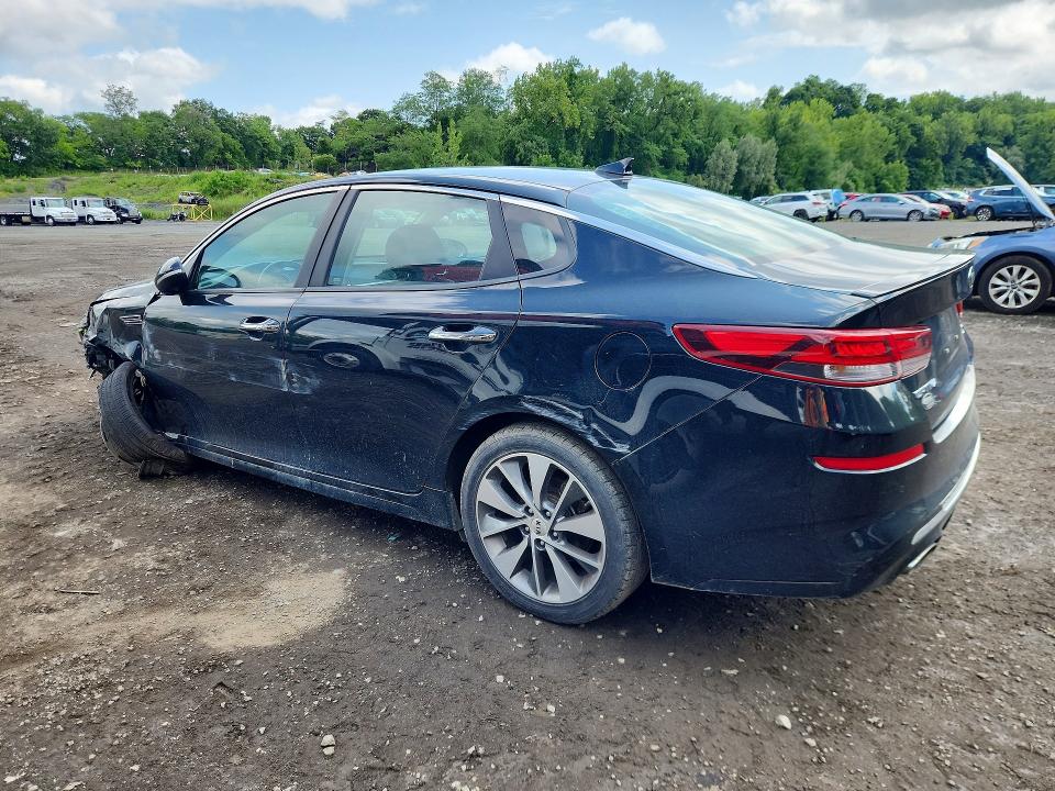 Photo 2 from auction – 2019 KIA OPTIMA with VIN 5XXGT4L36KG286165