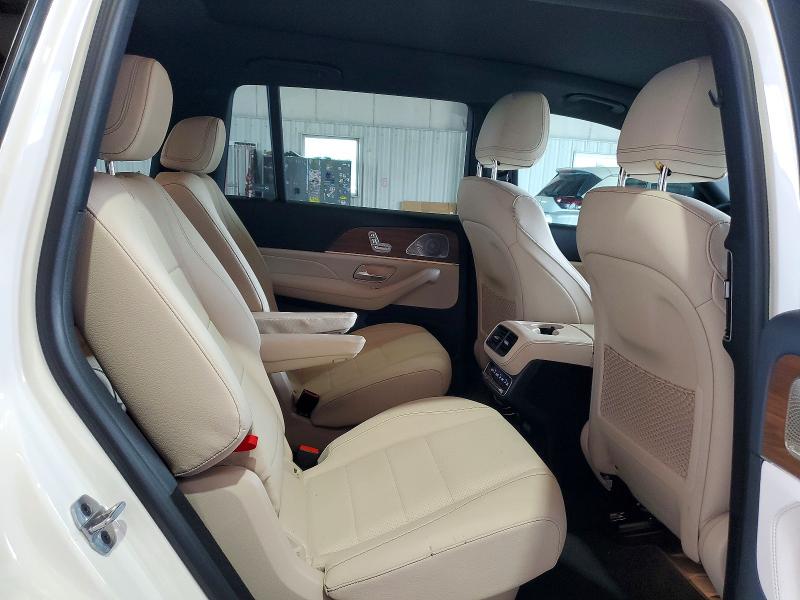 Photo 11 from auction – 2025 MERCEDES-BENZ GLS with VIN 4JGFF5KE7SB317050