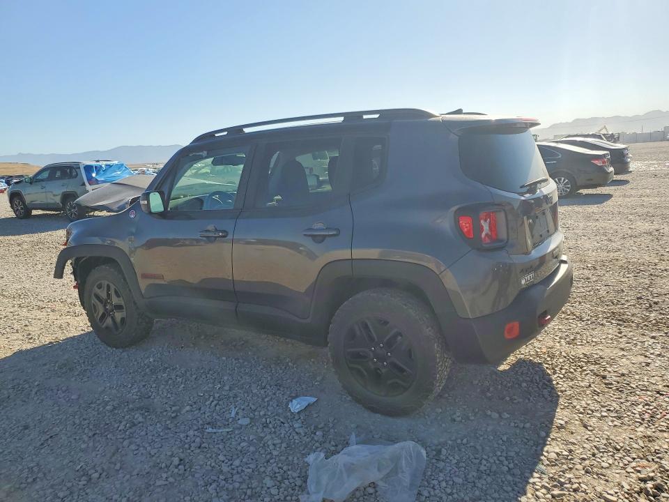 Photo 2 from auction – 2018 JEEP RENEGADE with VIN ZACCJBCBXJPH41108