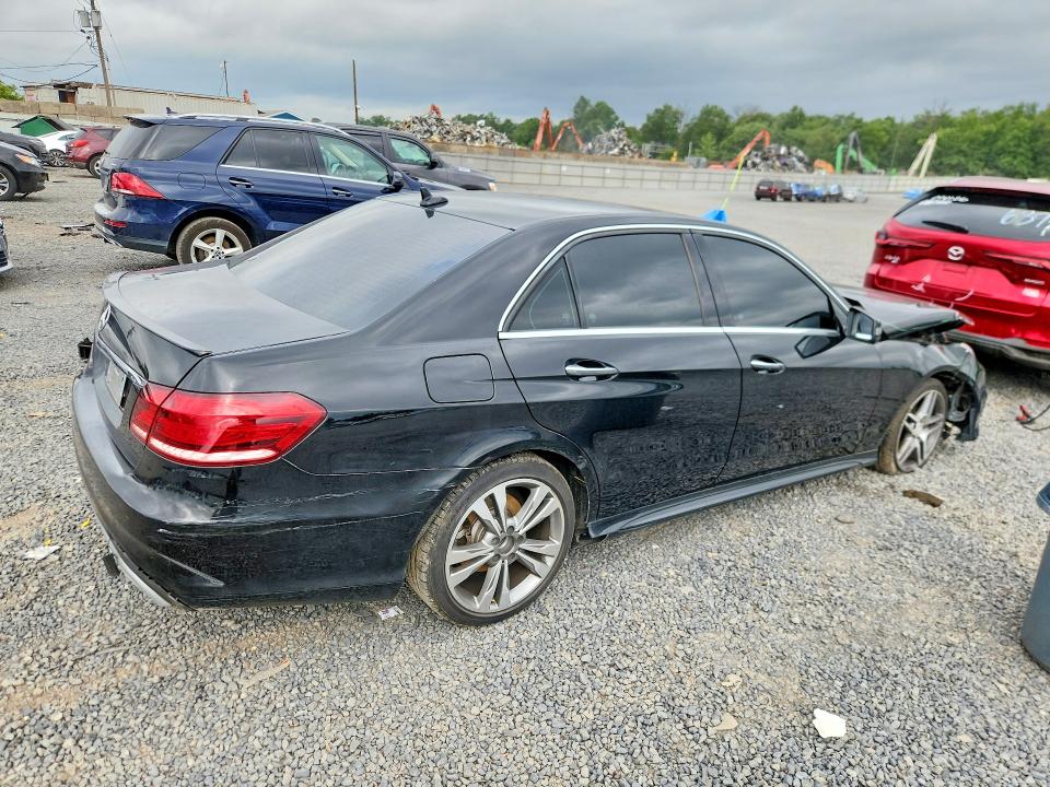 Photo 3 from auction – 2015 MERCEDES-BENZ E with VIN WDDHF8JB0FB141654