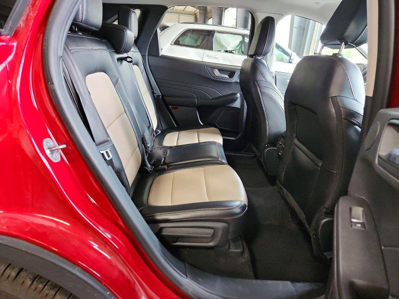 Photo 10 from auction – 2022 FORD ESCAPE with VIN 1FMCU9J92NUA88516
