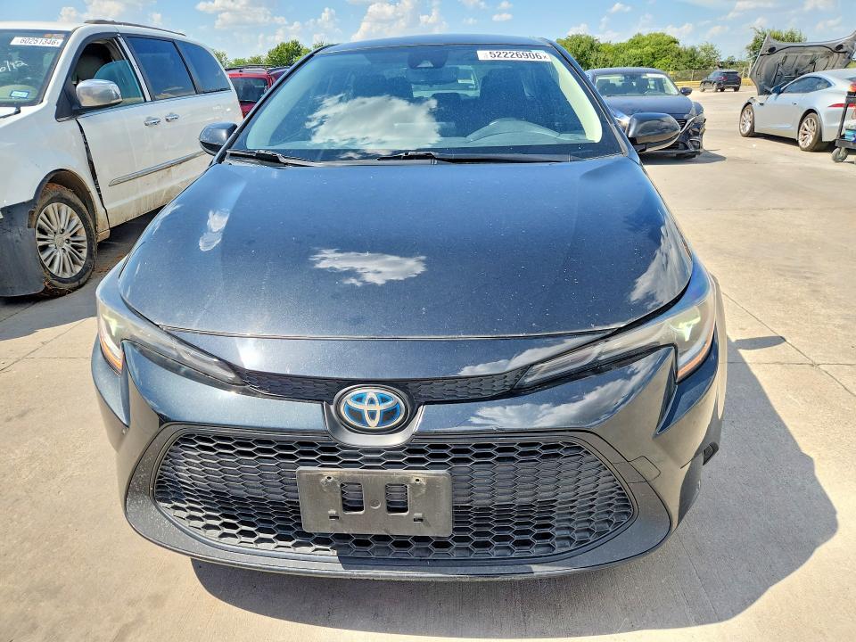 Photo 5 from auction – 2022 TOYOTA COROLLA with VIN JTDEAMDE2NJ047953