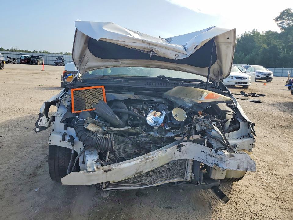 Photo 5 from auction – 2011 BUICK LACROSSE with VIN 1G4GA5EC2BF330455