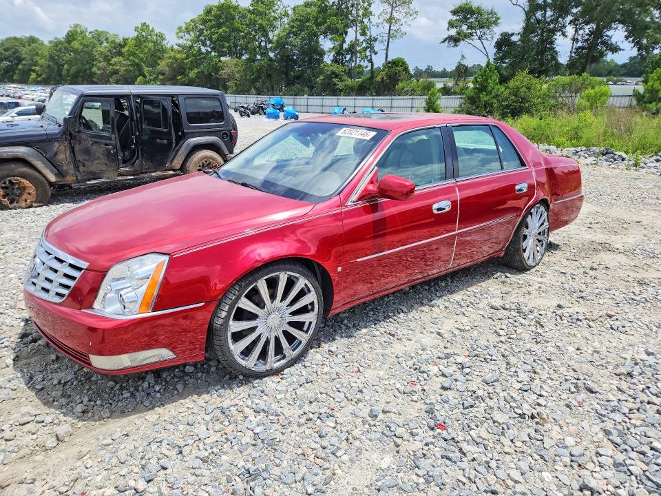 CADILLAC DTS 2008 with VIN 1G6KD57Y88U157594 - Photo from auction