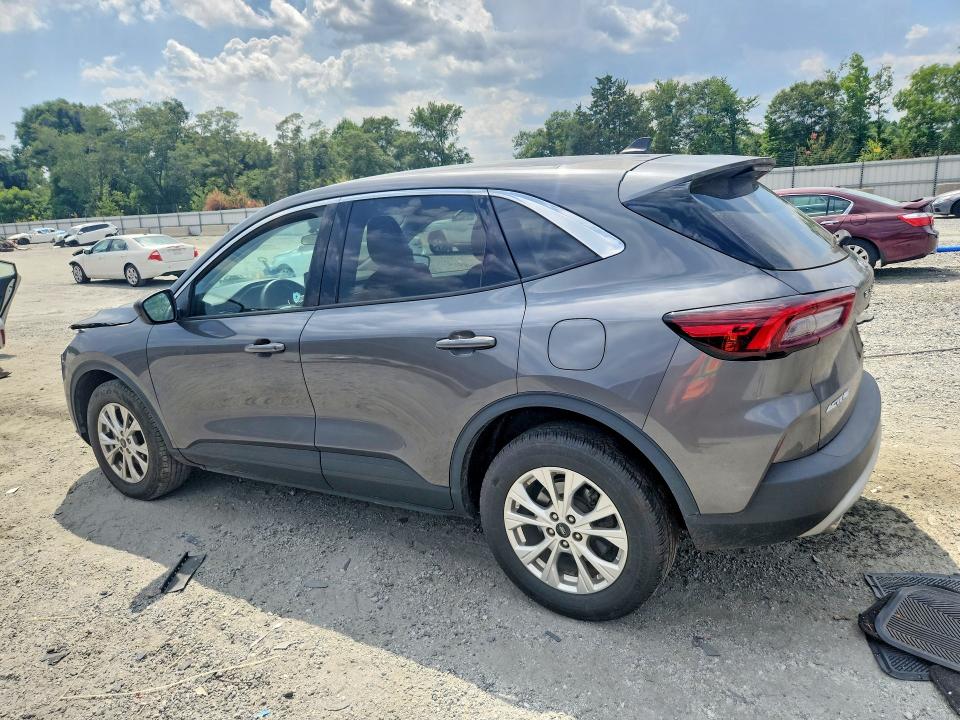 Photo 2 from auction – 2023 FORD ESCAPE with VIN 1FMCU9GN1PUA72072