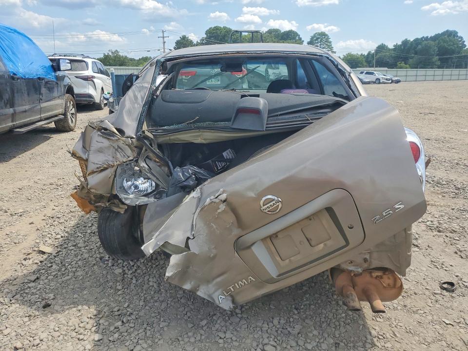 Photo 6 from auction – 2004 NISSAN ALTIMA with VIN 1N4AL11D44C180516
