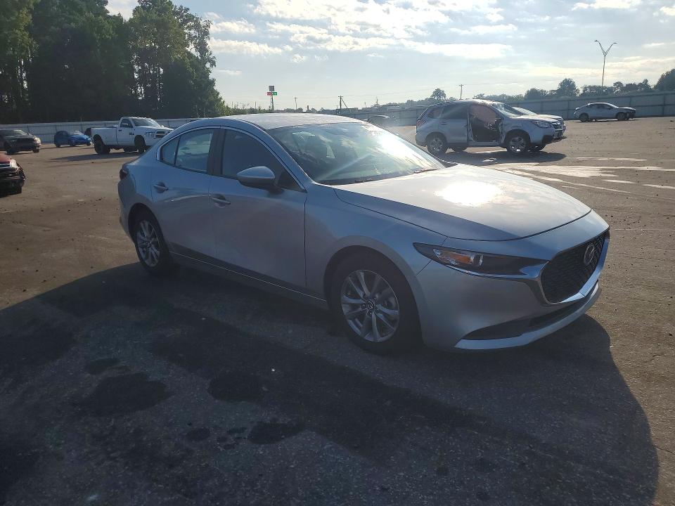 Zdjęcie 4 z aukcji – 2020 MAZDA 3 z VIN 3MZBPABL2LM122617