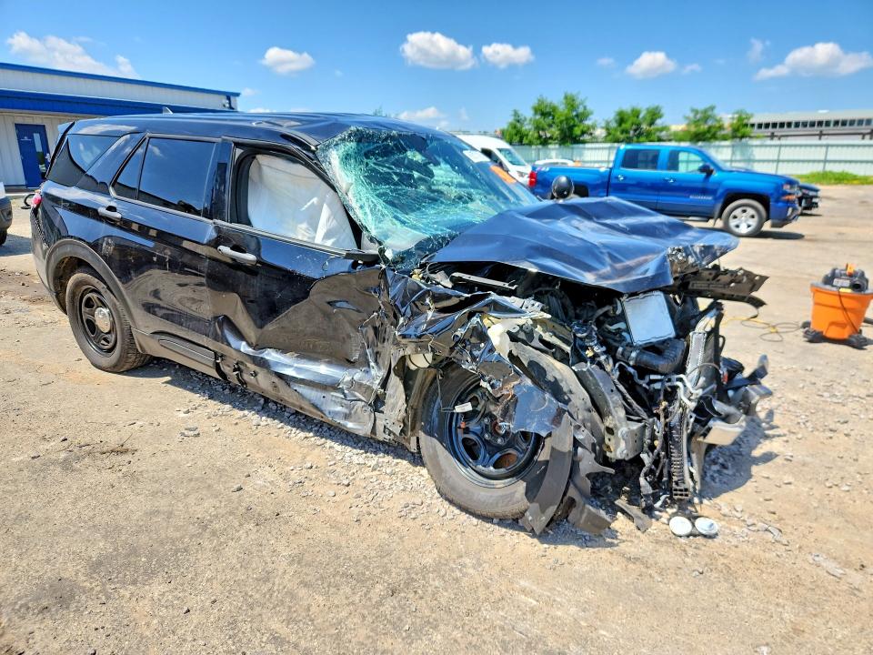 Photo 4 from auction – 2022 FORD EXPLORER with VIN 1FM5K8AC7NGB80837