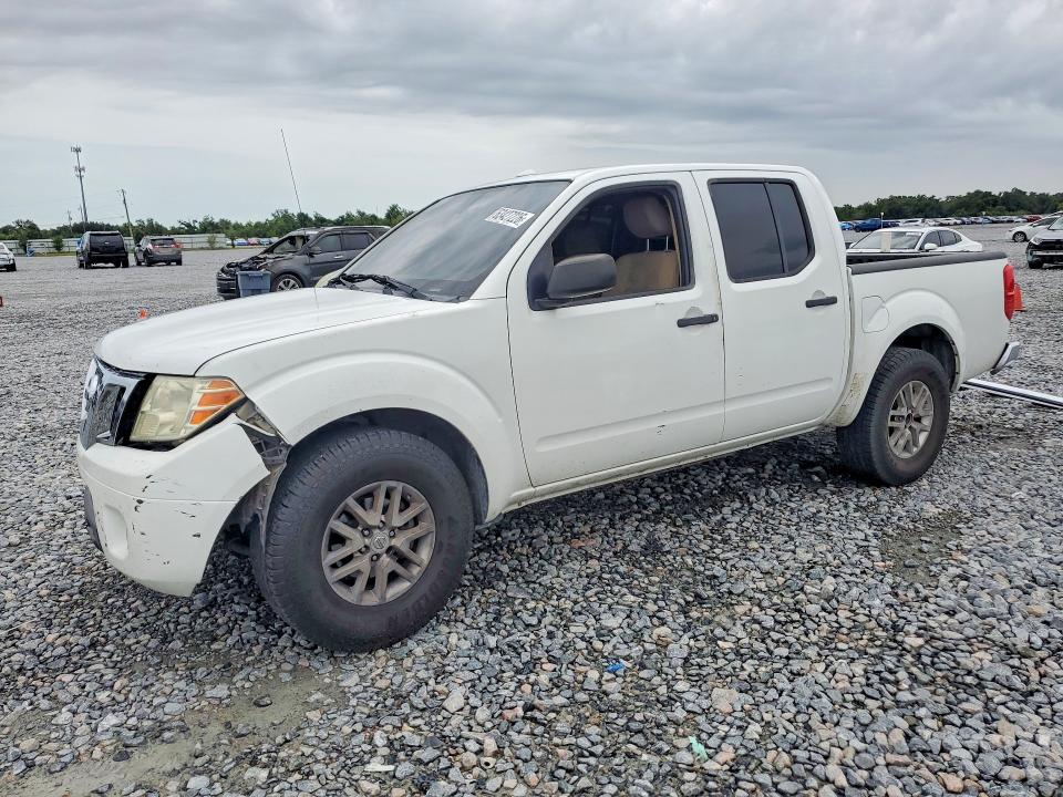 2015 NISSAN FRONTIER - Търг №63427226