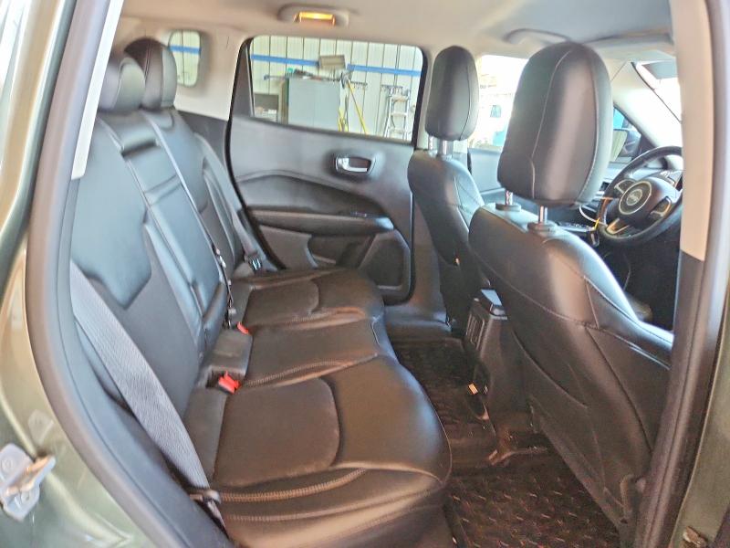 Photo 10 from auction – 2018 JEEP COMPASS with VIN 3C4NJDBB4JT231366