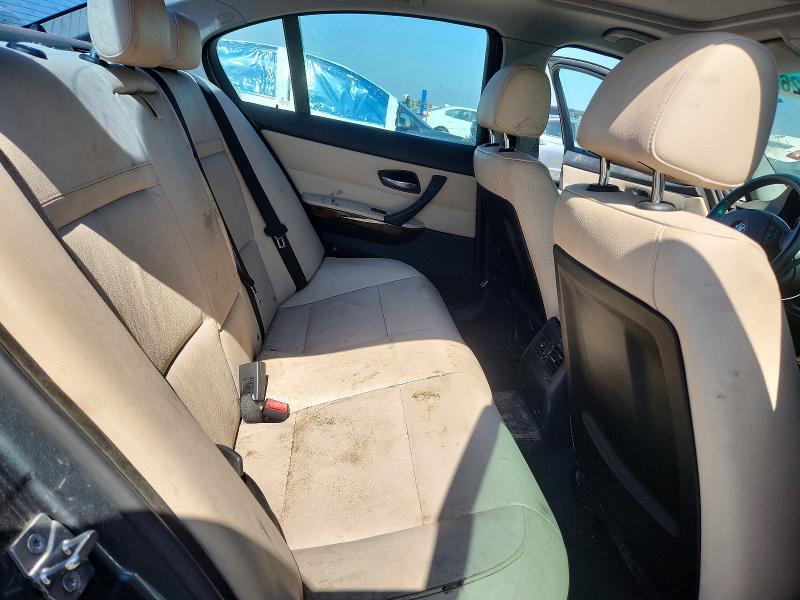 Photo 10 from auction – 2010 BMW 328 with VIN WBAPH5G51ANM70013