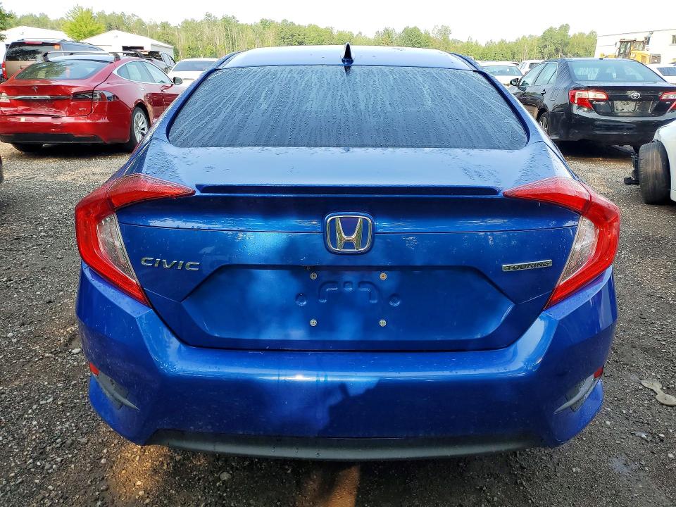 Photo 6 from auction – 2018 HONDA CIVIC with VIN 2HGFC1F98JH106420