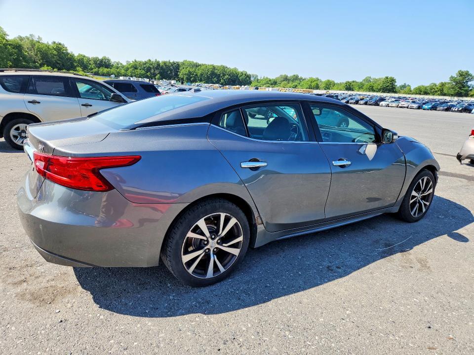 Photo 3 from auction – 2017 NISSAN MAXIMA with VIN 1N4AA6APXHC377581