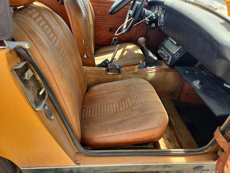 Photo 10 from auction – 1975 MG MIDGET with VIN GAN6UF155531